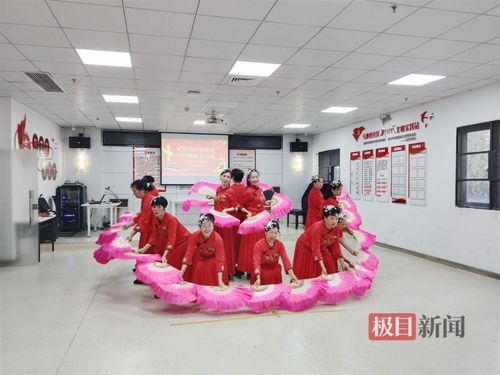 社区舞台居民当家 邻里同乐共谱华章